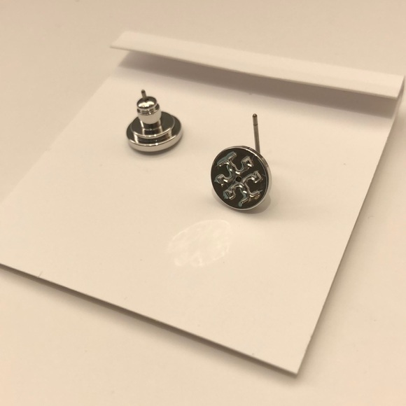New💕Tory Burch logo studs - Picture 3 of 3